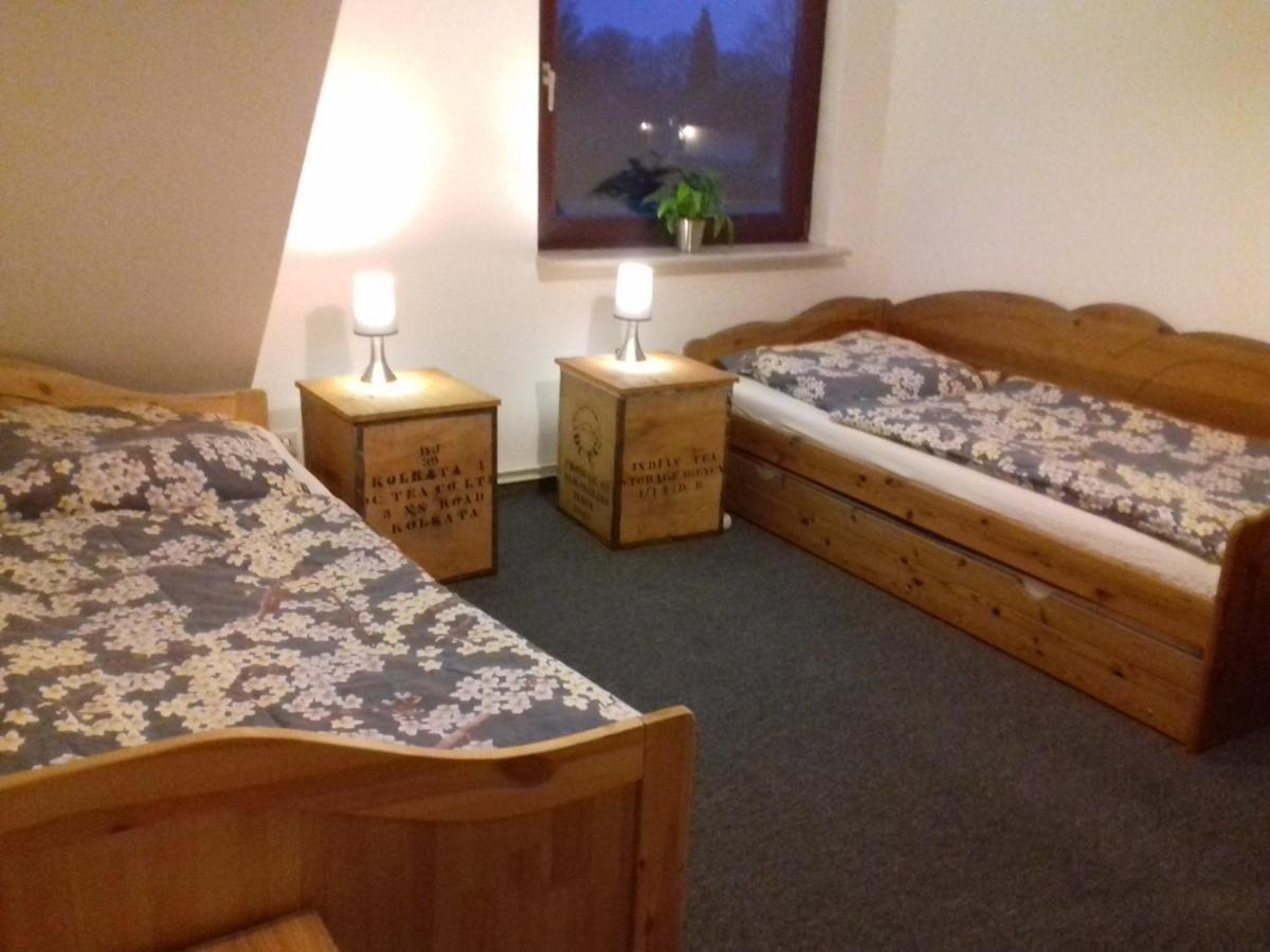 Ferienwohnung, Monteurwohnung Bis 6 Personen Rottorf Luaran gambar